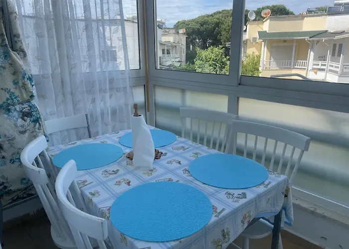 In Lalzi Bay, Lura 1 Complex * Durrës