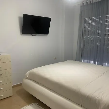 In Lalzi Bay, Lura 1 Complex Apartment