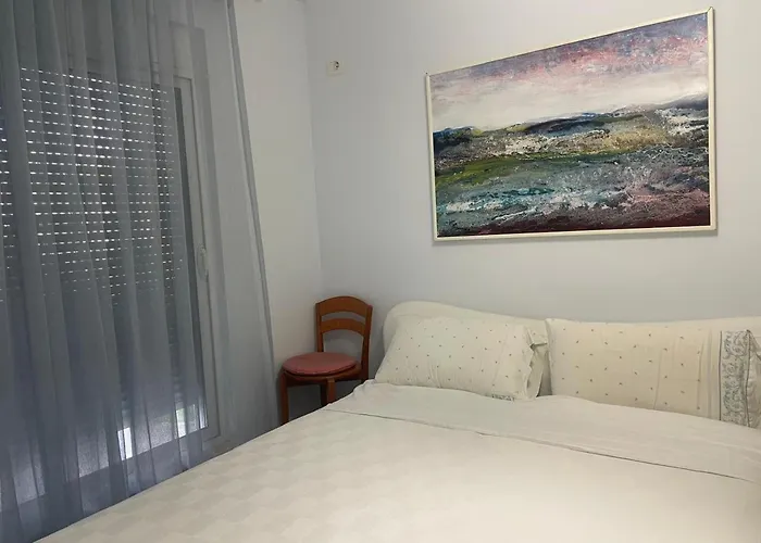 Apartment In Lalzi Bay, Lura 1 Complex